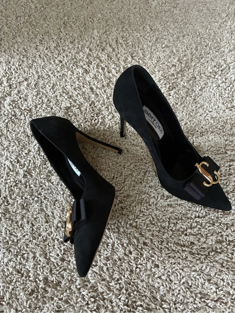 Jimmy Choo Black Pointed Toe Bow Pumps with Gold CC Emblem - Picture 5 of 12